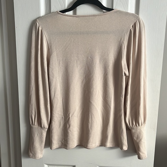 Square Neck Puff Sleeve Top - Picture 5 of 8